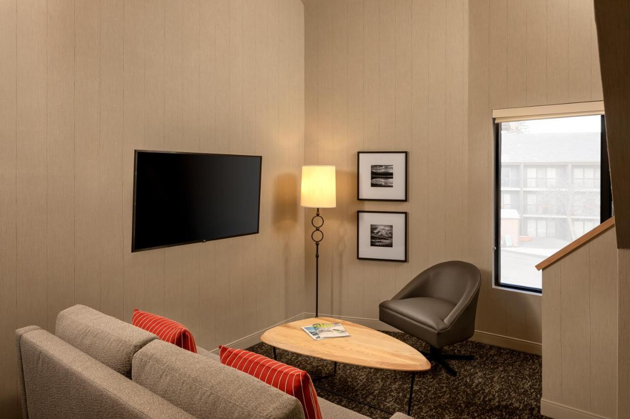 Peaks Hotel And Suites Banff Luaran gambar
